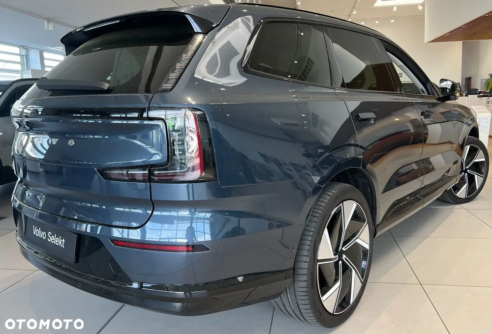 Volvo EX90 - 7