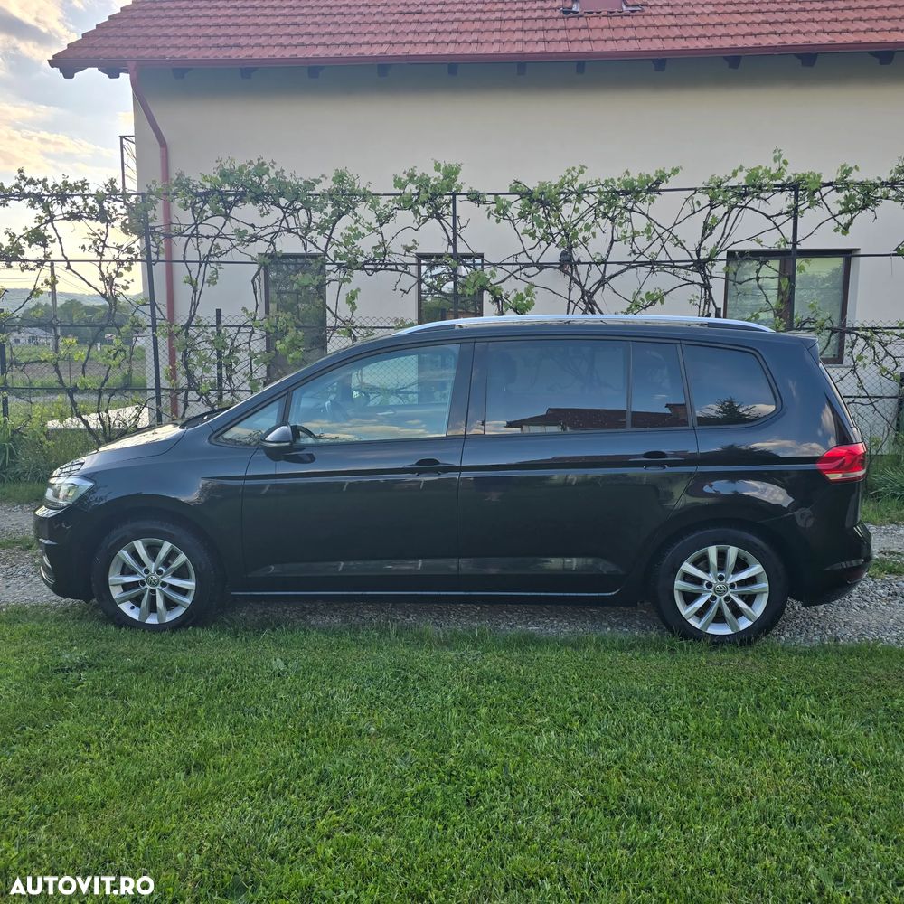 Volkswagen Touran 2.0 TDI DSG Highline - 14
