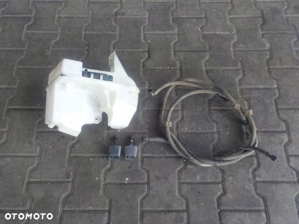 VW T5 SPRYSKIWACZE SPRYSKI LAMP DYSZE KOMPLET