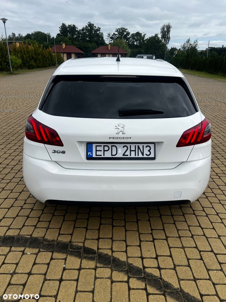 Peugeot 308 PureTech 130 Stop & Start Allure - 4