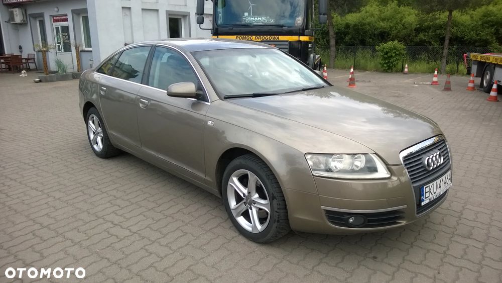 Audi A6 Limousine 2.4 - 8