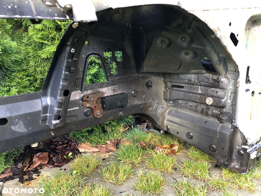 ĆWIARTKA BŁOTNIK PRÓG PODŁUŻNICA BMW E90 A22 - 4