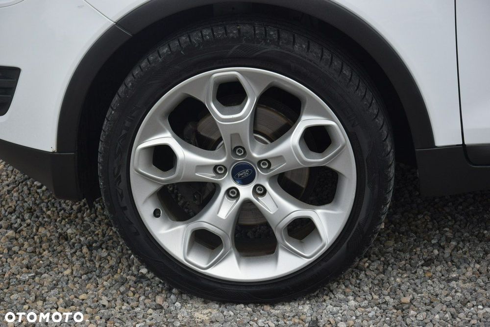 Ford Kuga - 10