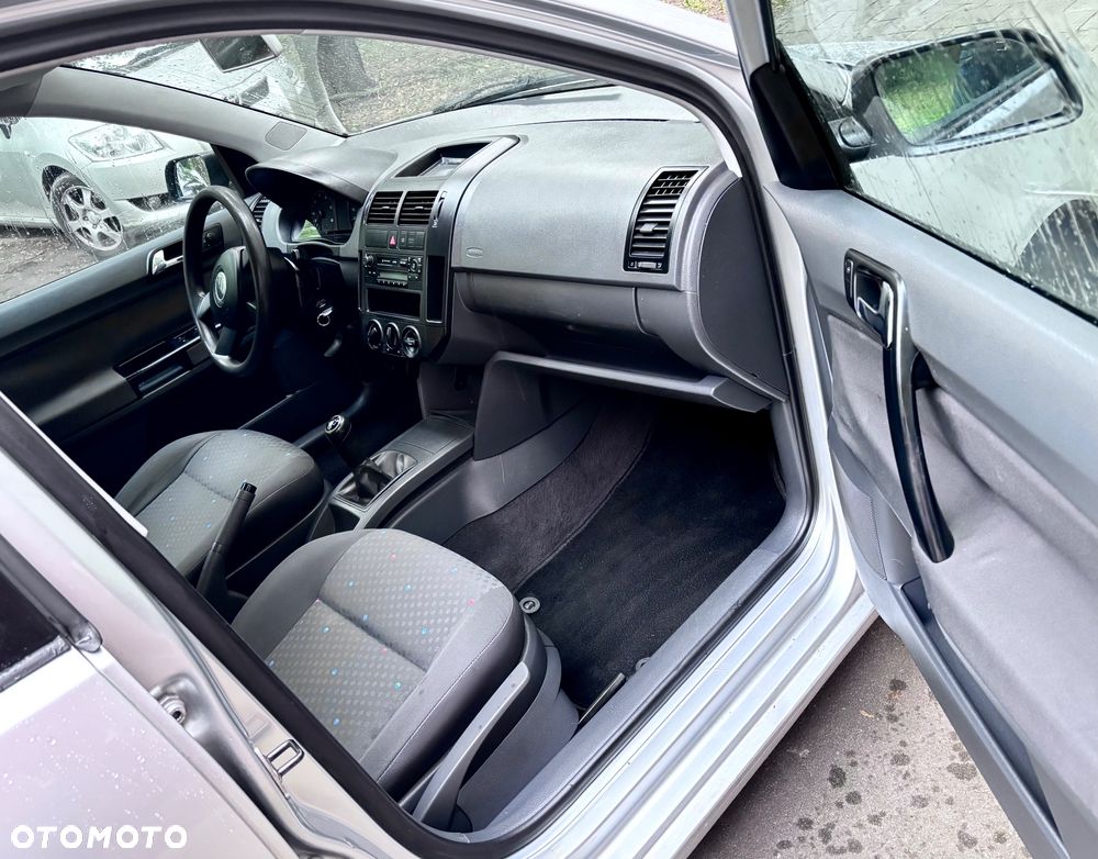 Volkswagen Polo 1.2 - 12