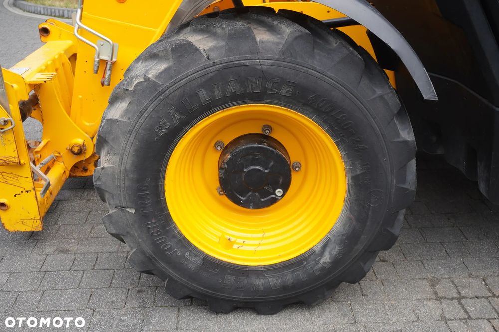 JCB 535-95 / 2021 / 3,5 t / zasięg 9,5 m / joystick - 27