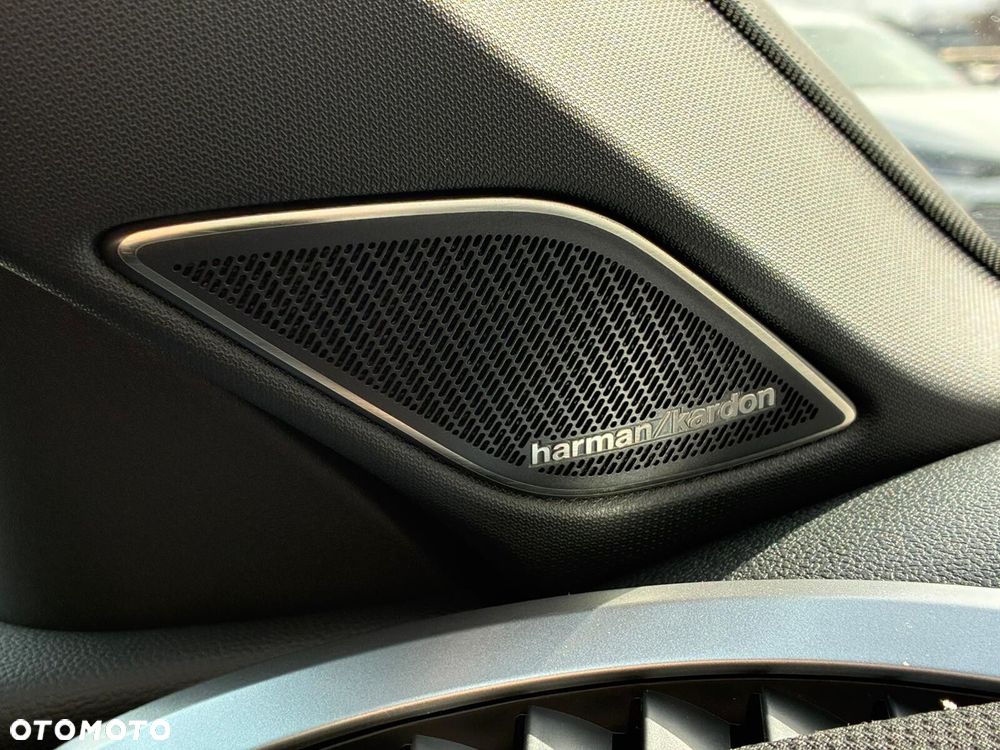 Volkswagen T-Roc - 24