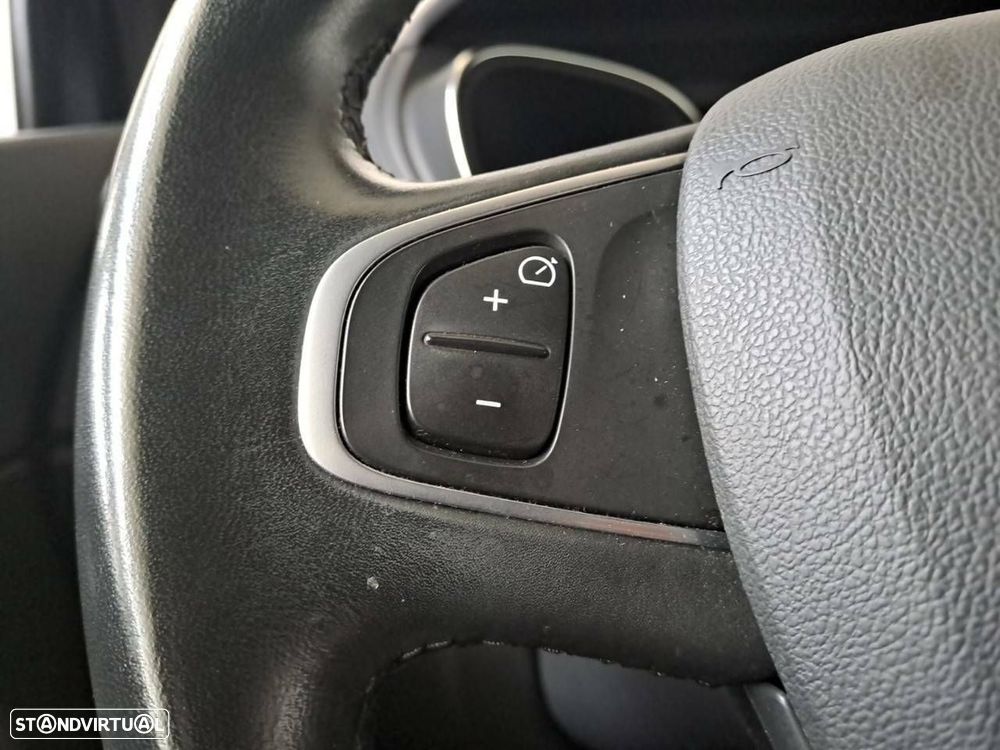 Renault Captur 1.5 dCi Exclusive - 16