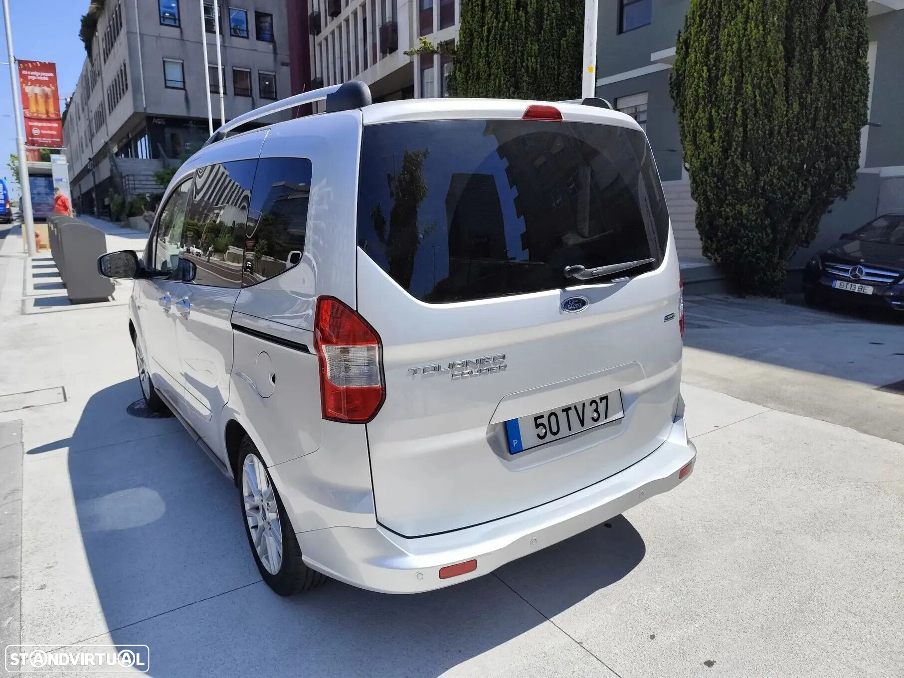 Ford Tourneo Courier 1.0 EcoBoost Titanium - 7