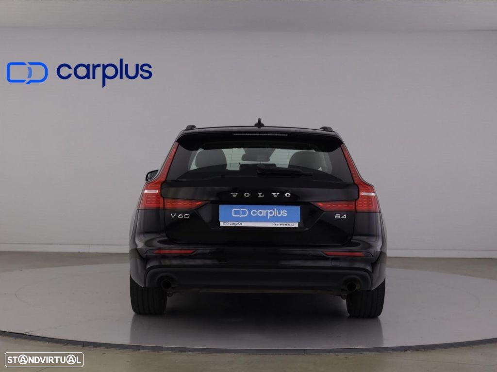 Volvo V60 2.0 B4 Momentum Core - 6