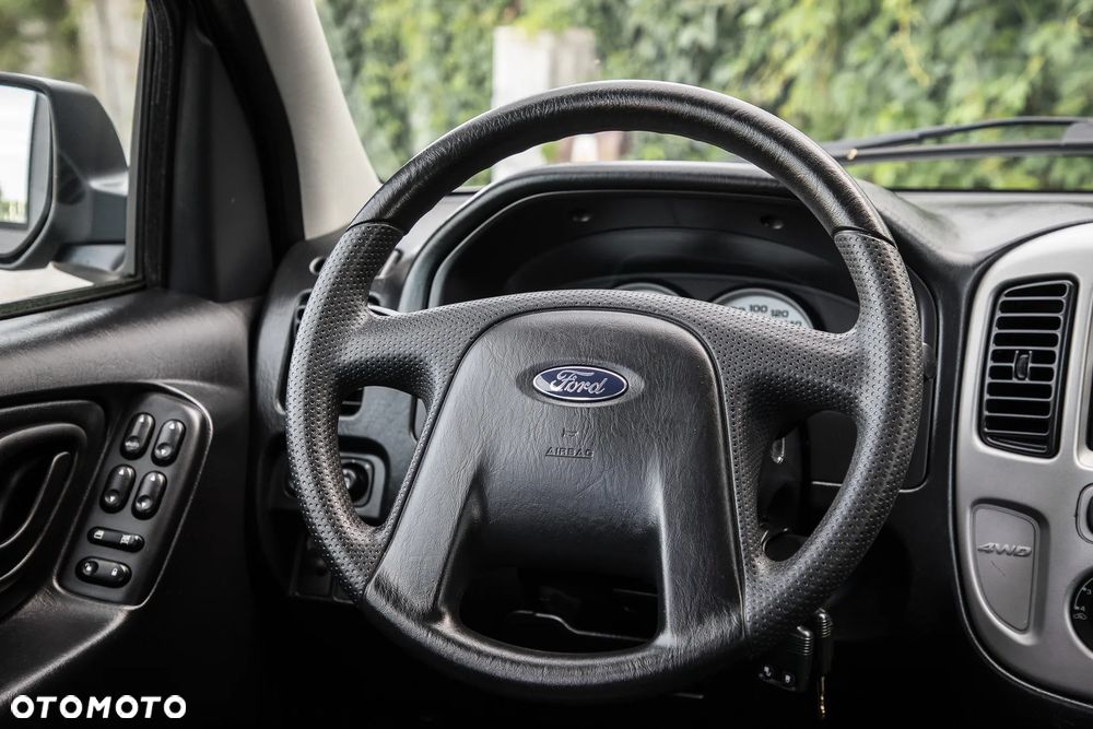 Ford Maverick 2.3 - 28