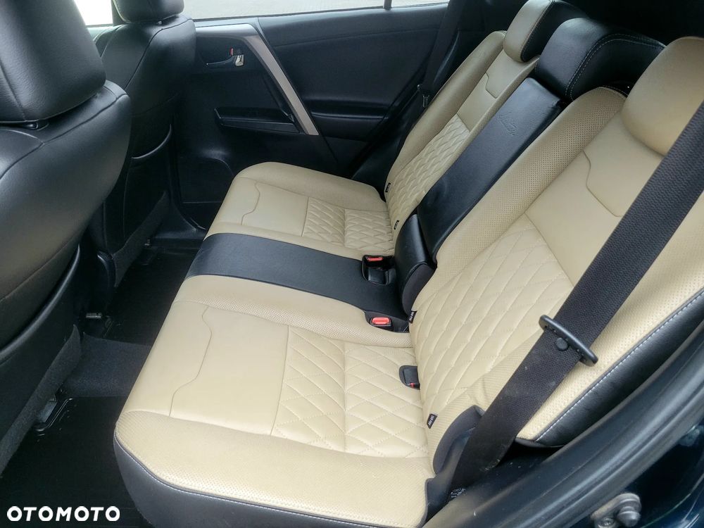 Toyota RAV4 Hybrid Selection 4x4 - 27