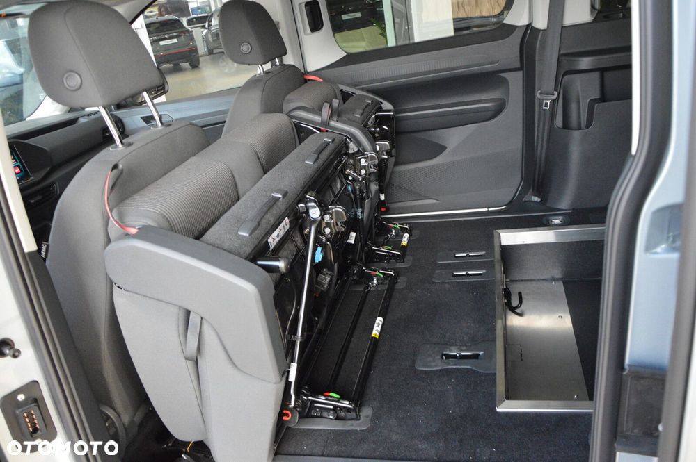 Volkswagen Caddy Maxi 2.0 TDI DSG - 18