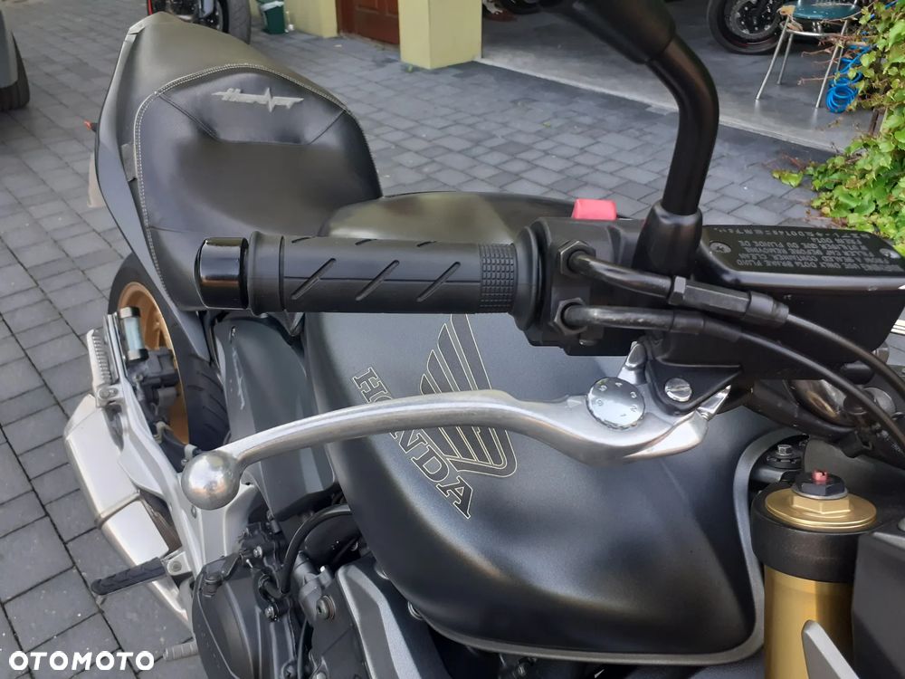 Honda Hornet - 15