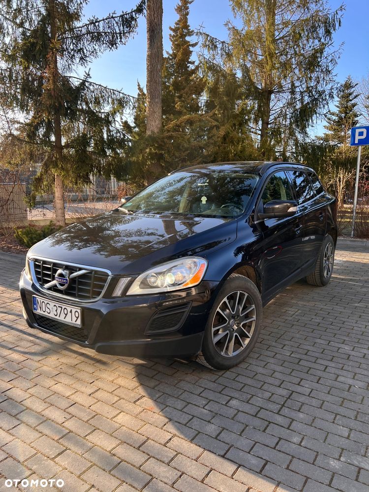 Volvo XC 60 D3 Momentum - 1