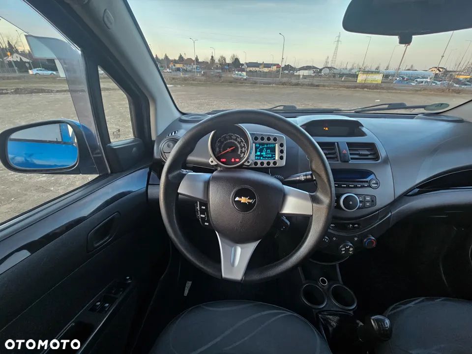 Chevrolet Spark 1.2 LT - 26