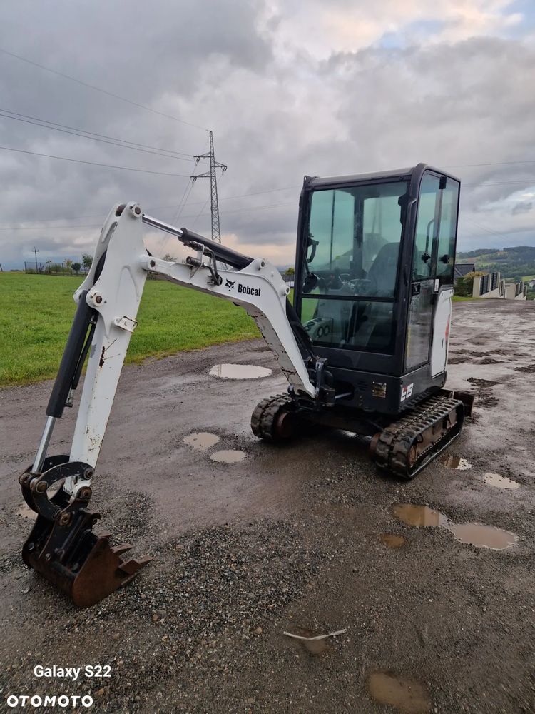 Bobcat E19 - 1