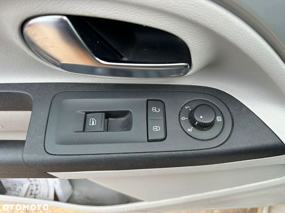 Fiat Punto 1.4 16V Dynamic - 8