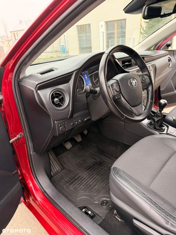 Toyota Corolla 1.6 Prestige - 8