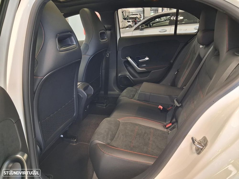 Mercedes-Benz A 180 d - 14