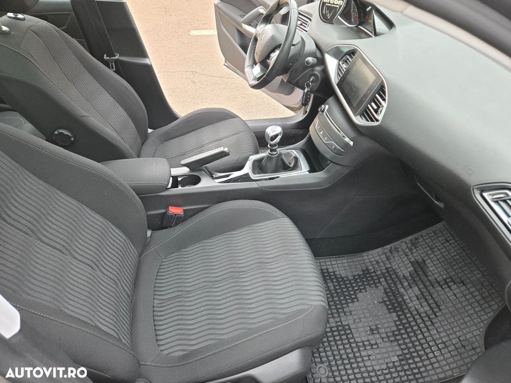 Peugeot 308 PureTech 130 Stop & Start GT-Line Edition - 11