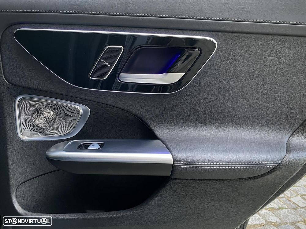 Mercedes-Benz C 300 de AMG Line - 13