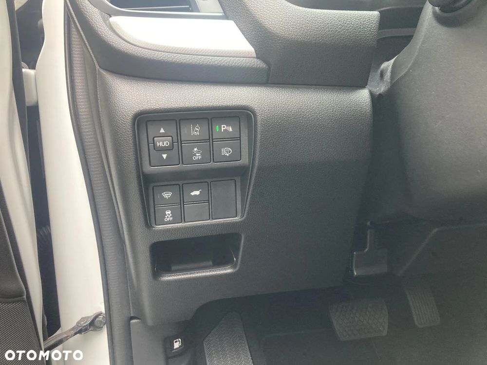 Honda CR-V - 12