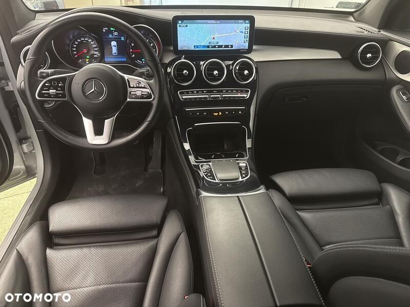 Mercedes-Benz GLC - 22