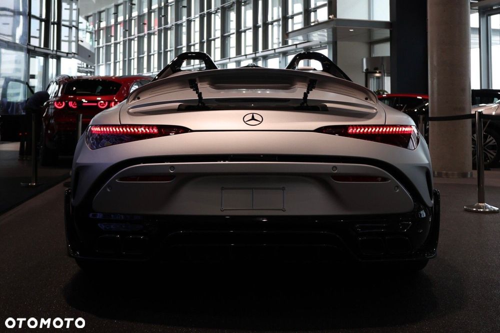 Mercedes-Benz AMG GT - 10