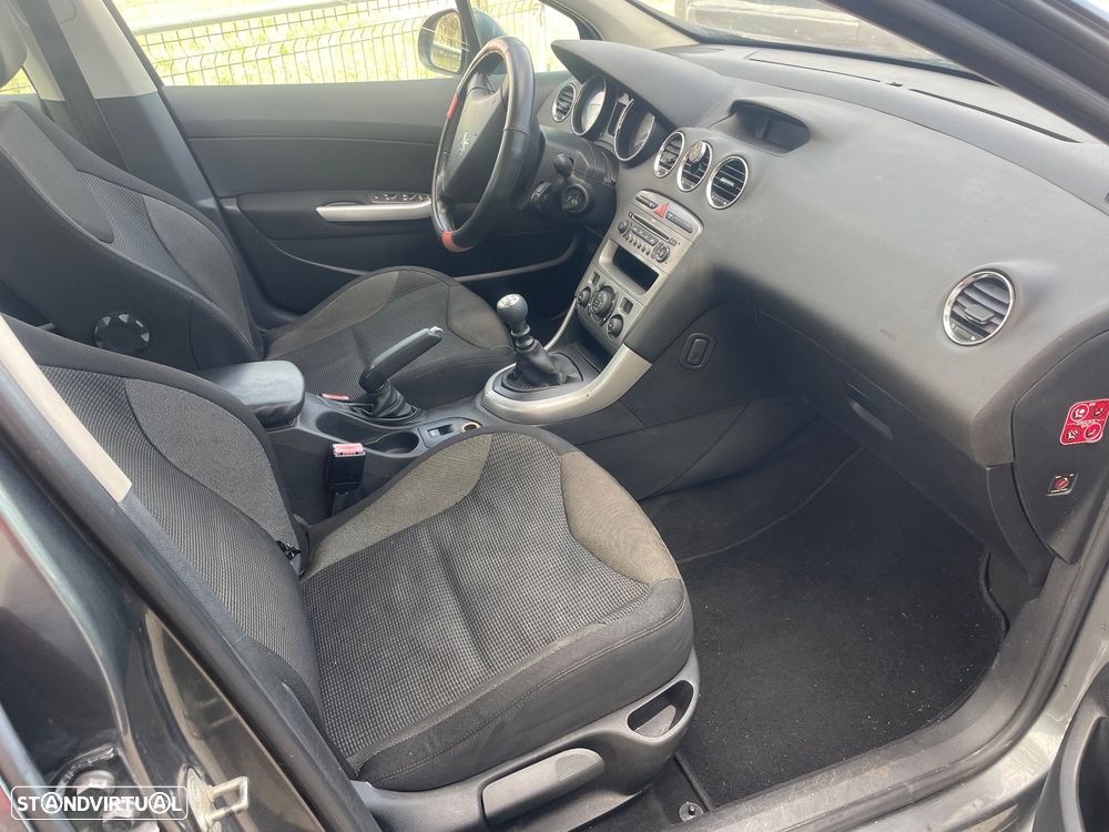 Peugeot 308 - 15