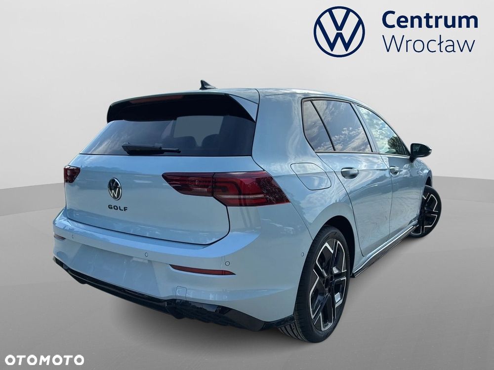 Volkswagen Golf - 2