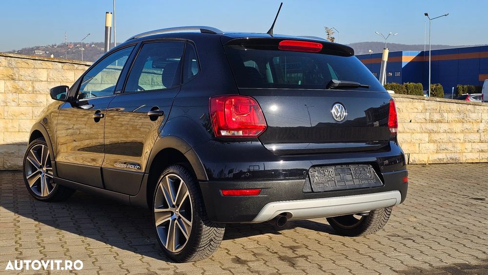 Volkswagen Polo 1.2 TSI DSG Cross - 3
