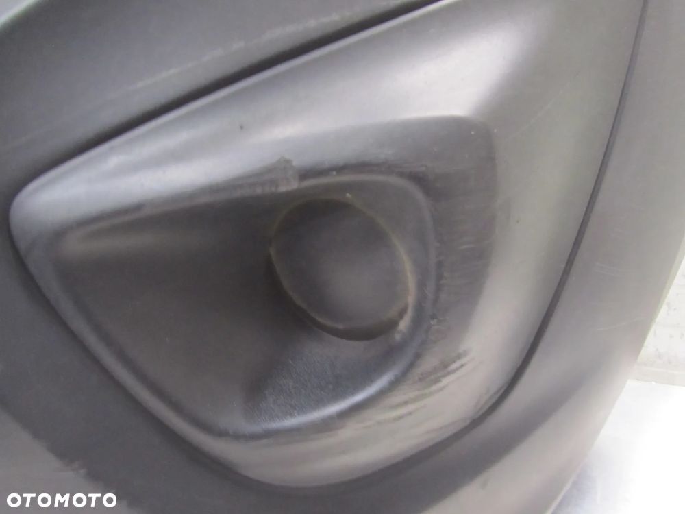 Zderzak Przód Opel Vivaro 2014r- - 4