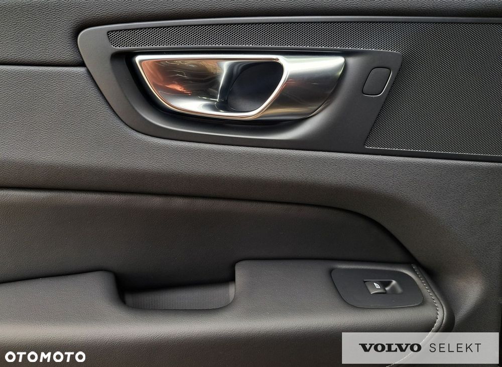 Volvo XC 60 - 30