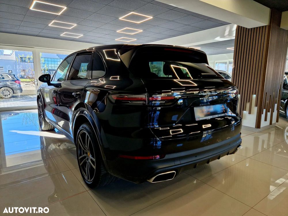 Porsche Cayenne Tiptronic S - 4