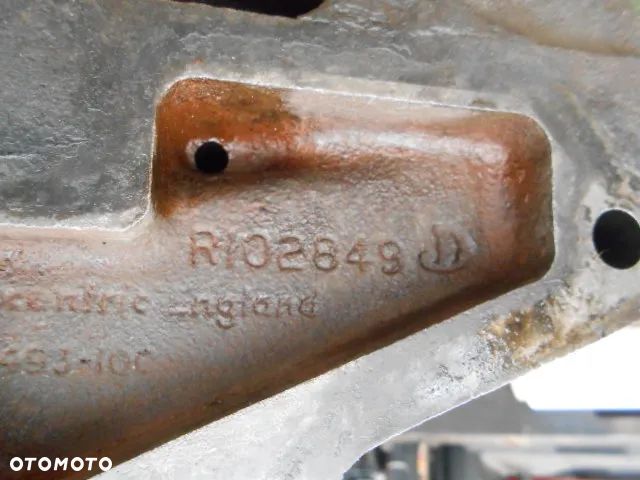 Pompa wody 6068TRW01 John Deere 7600 - 8