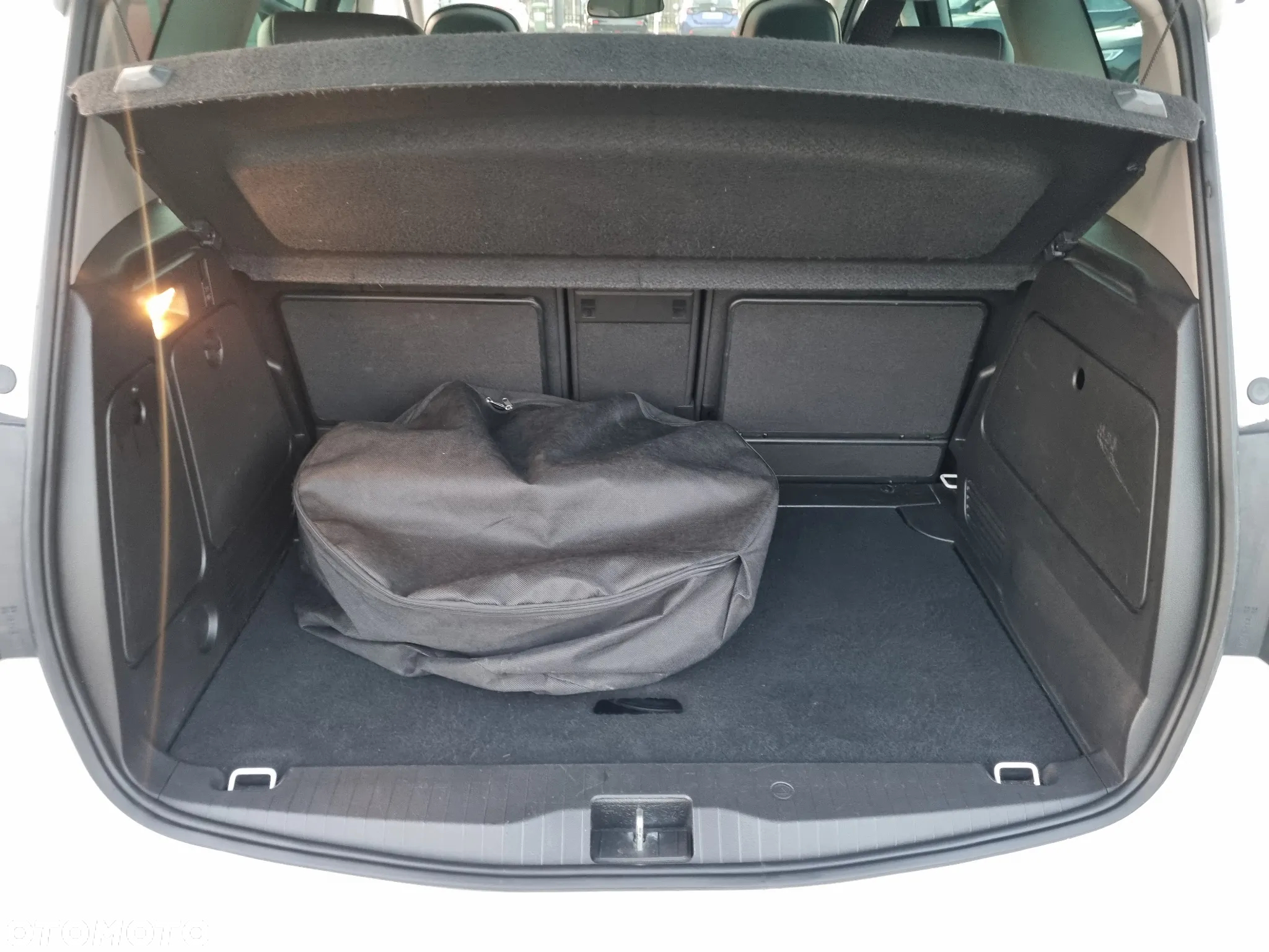 Opel Meriva 1.4 T Cosmo - 22