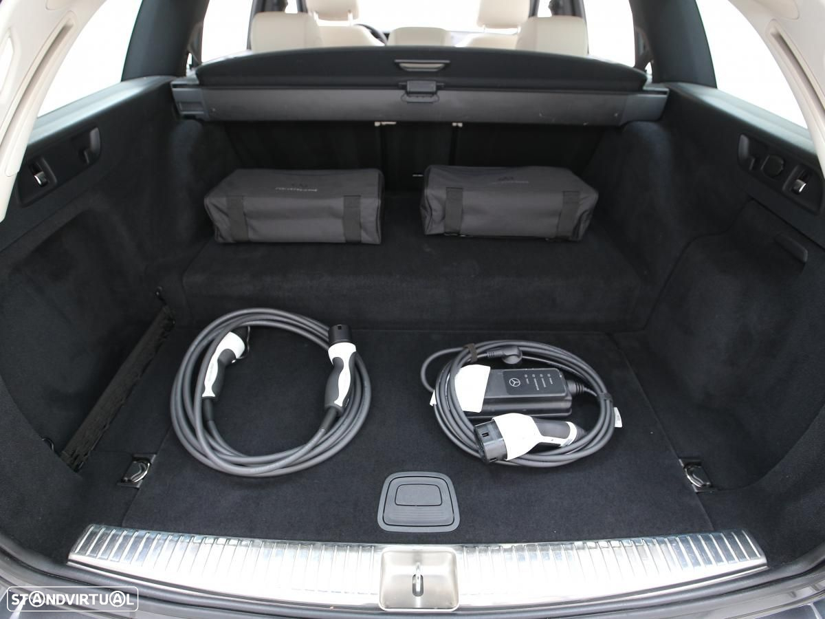 Mercedes-Benz E 300 de AMG Line 4Matic - 16