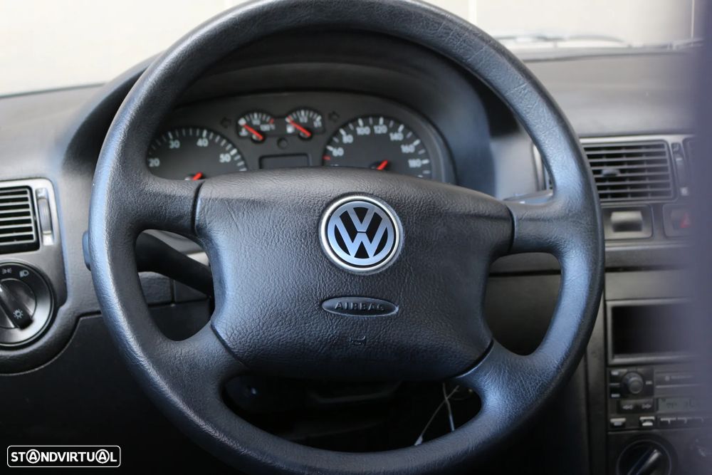 VW Golf 1.4i Confortline JE+AC - 16