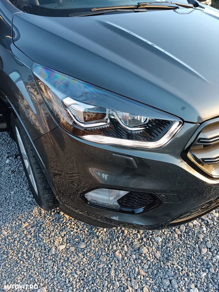 Ford Kuga 1.5 EcoBoost 4WD Aut. ST-Line - 21