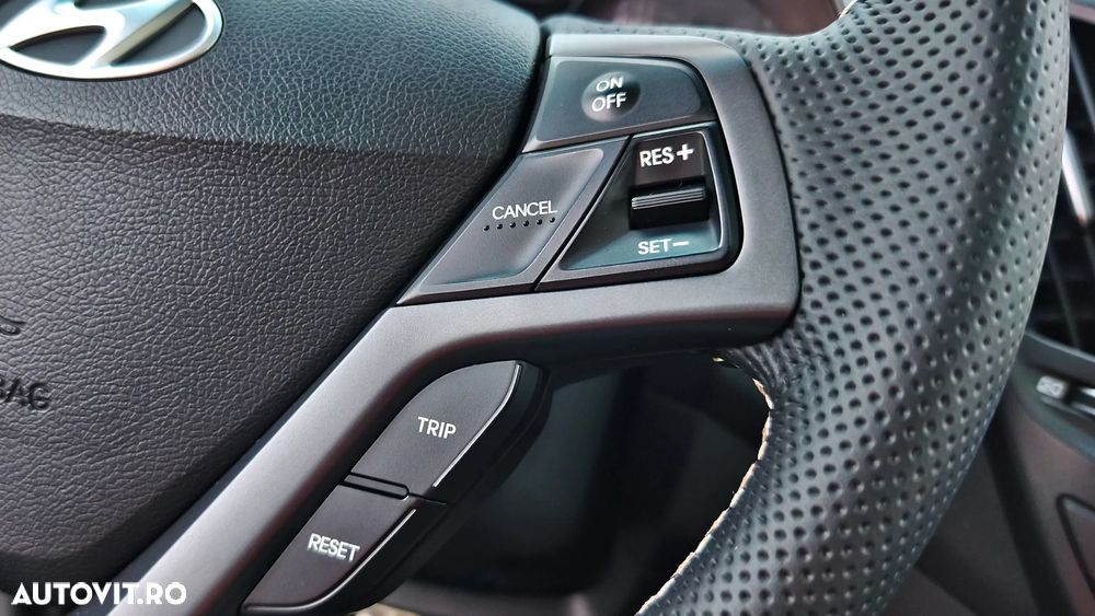 Hyundai Veloster 1.6 Turbo Matt Finish - 33