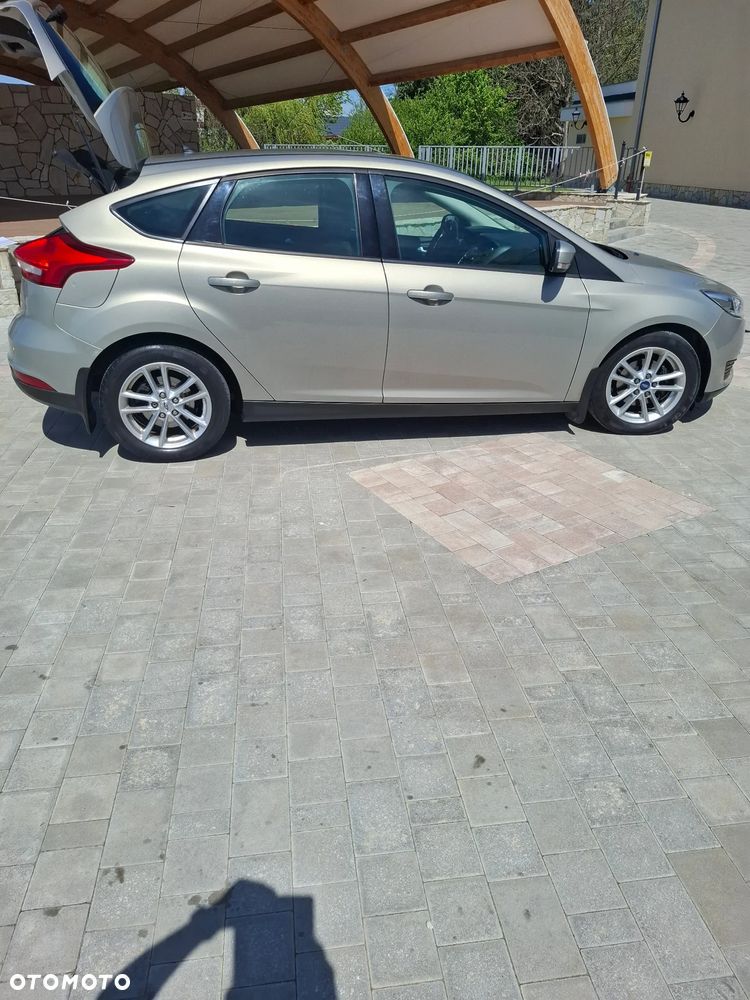 Ford Focus 1.0 EcoBoost Trend - 5