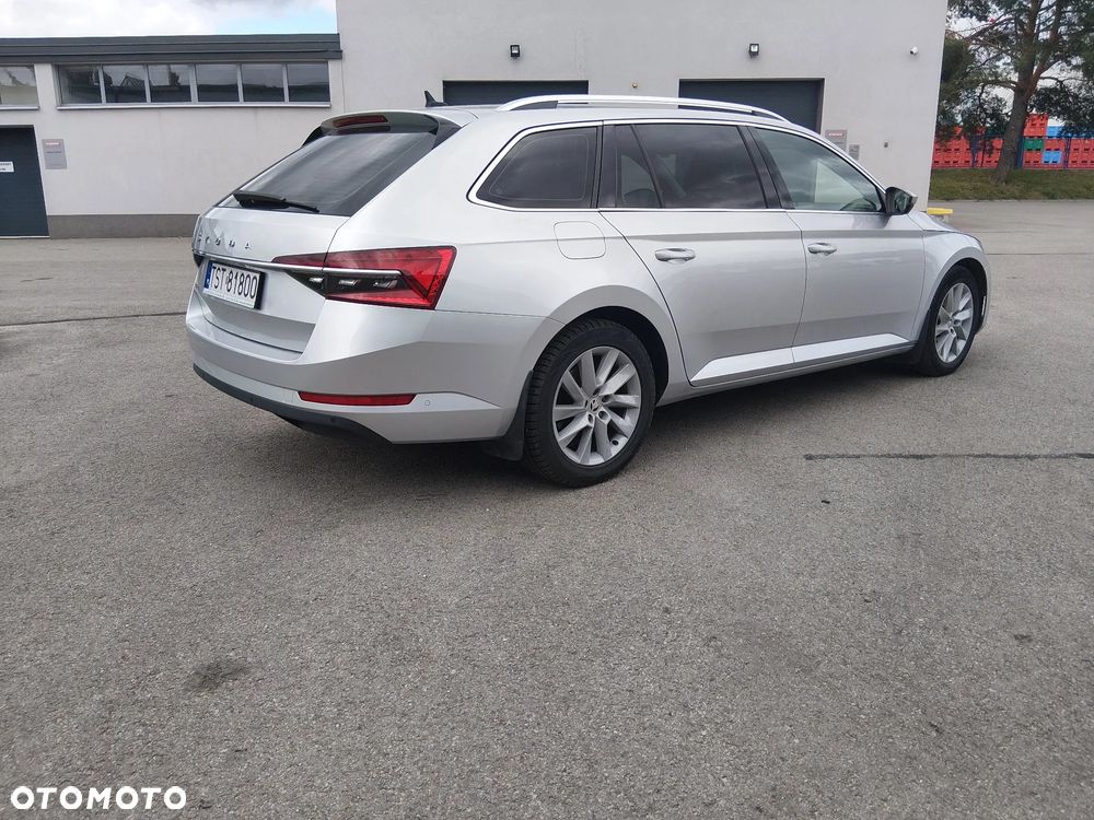Skoda Superb 2.0 TDI SCR Style DSG - 3