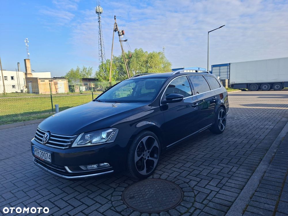 Volkswagen Passat 2.0 TDI DSG BlueMotion Technology Comfortline - 1