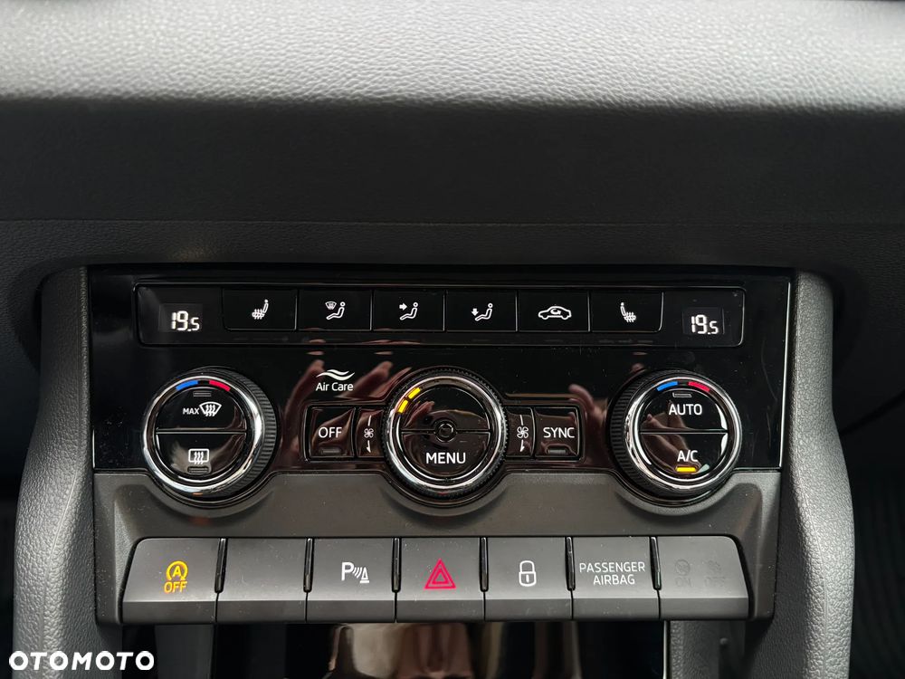 Skoda Karoq 1.5 TSI ACT Selection DSG - 16