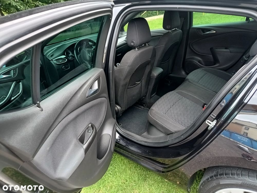 Opel Astra 1.6 BiTurbo D (CDTI) Start/Stop Dynamic - 36
