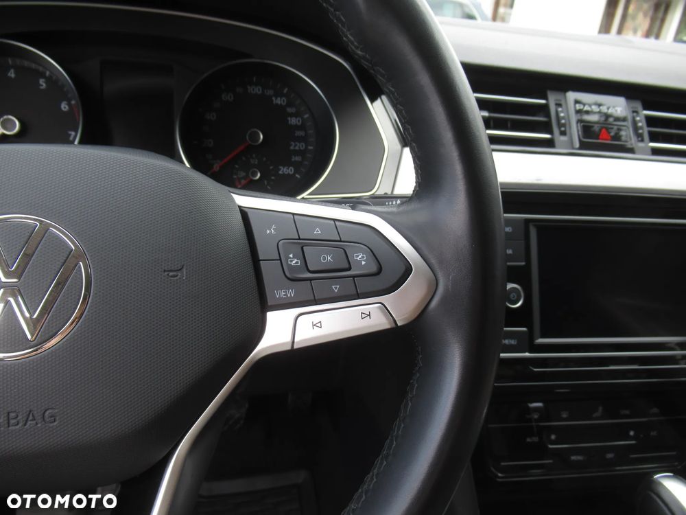 Volkswagen Passat 2023