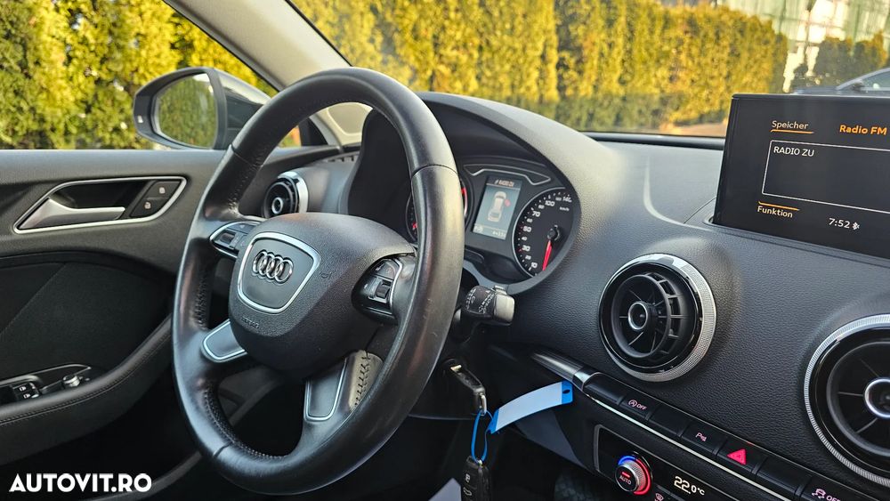 Audi A3 1.6 TDI ack S tronic S line Sportpaket - 16