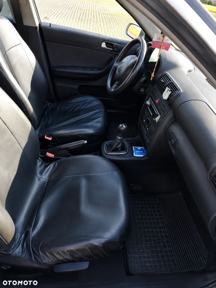 Audi A3 Sportback - 12