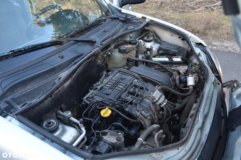 Renault Kangoo 1.2 16V Expression - 16