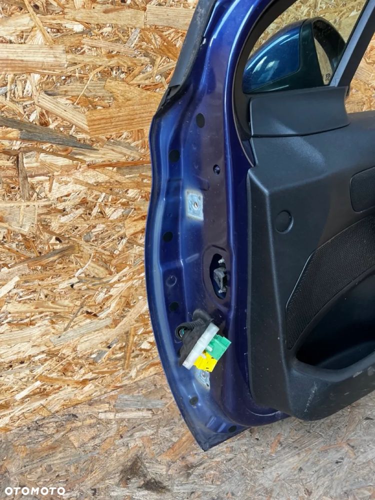 Drzwi PRZEDNIE PRAWE prawy przód PEUGEOT 208 I Kod lakieru: KUC KUCD - 12